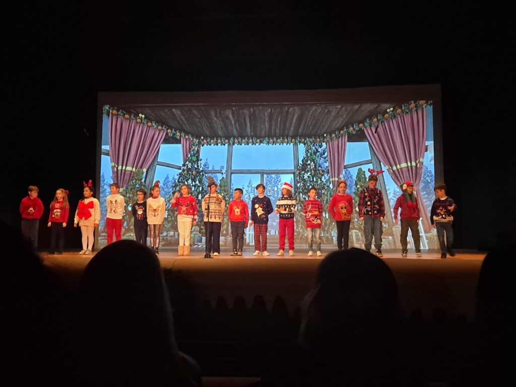 Christmas Show – G4 to G8