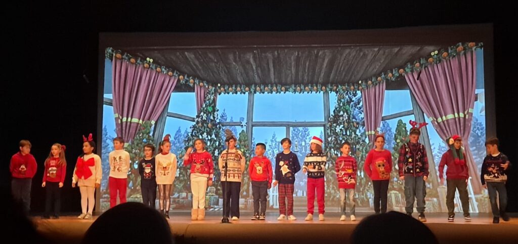 Christmas Show – G4 to G8